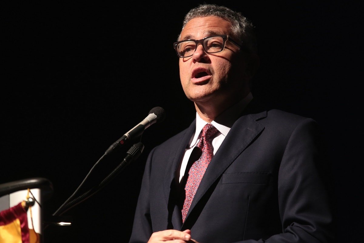 How the Hell Is Jeffrey Toobin Back on CNN?