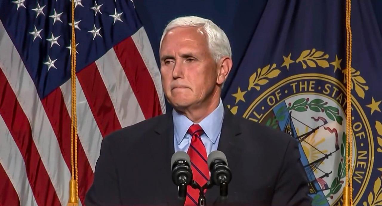 Turncoat Pence Plays Pretend and Heads to Iowa as His Shadow Campaign Ramps Up