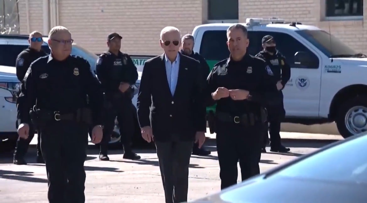 Local El Paso Reporter Confirms Police Were “Arresting People” at the Border in Advance of Biden’s Drive-By Visit (VIDEO)