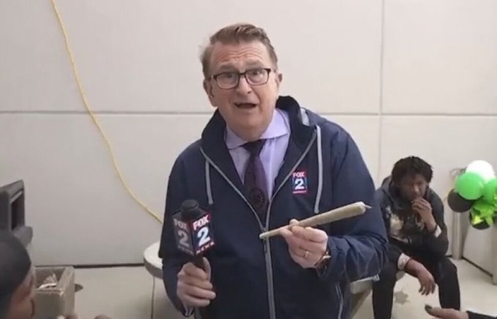 Fox 2 reporter Charlie Langton holding a massive blunt on 420 day in Detroit