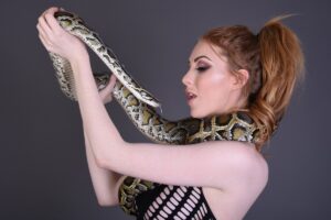 Rosie Moore World's Hottest Geoscientist Burmese Pythons and Bikinis