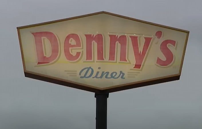 The Only Denny’s in Oakland, California is Closing After More Than 50 Years Due to Crime